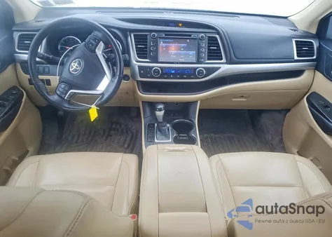 2015 Toyota Highlander Xle z USA, uszkodzony, nr VIN 5TDJKRFH9FS093977